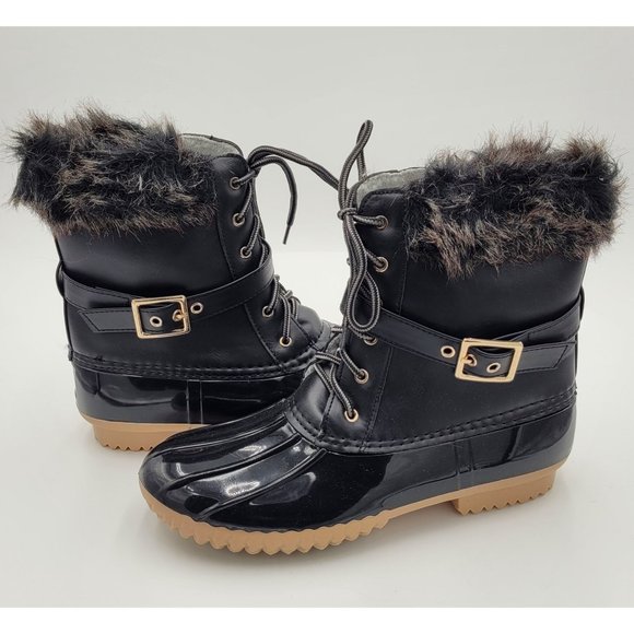 Nature Breeze Shoes - Black Nature Breeze Boots Size 10 *NEW* Rubber with Faux Fur Buckle